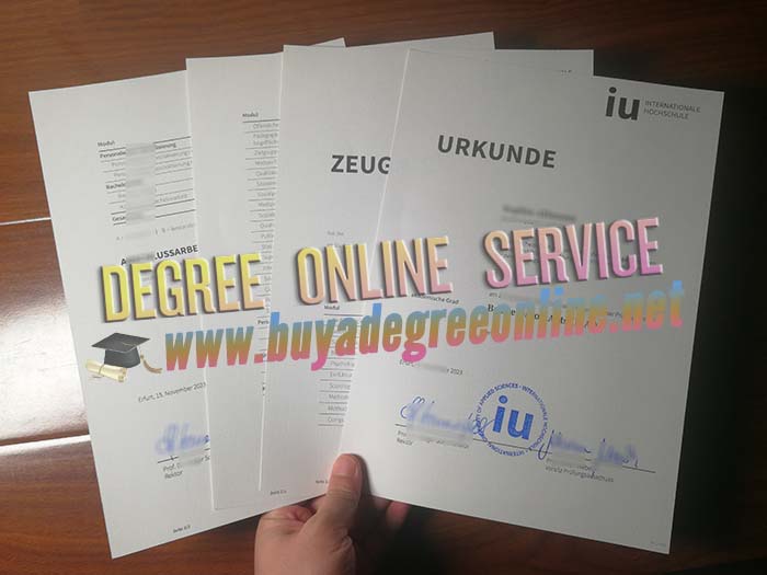 IU Internationale Hochschule Urkudne and Zeugnis